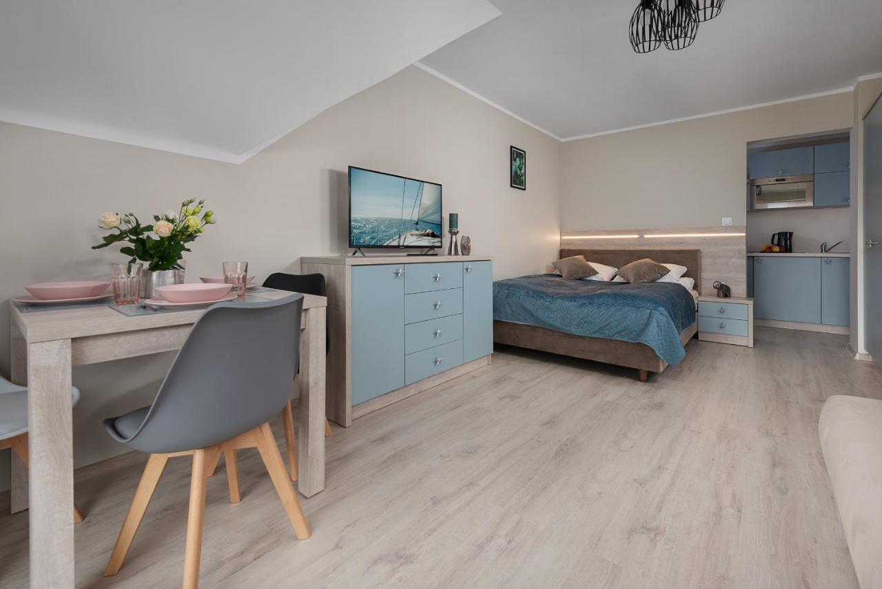 Roza Baltyku - Apartamenty I Pokoje A Dębki Dış mekan fotoğraf