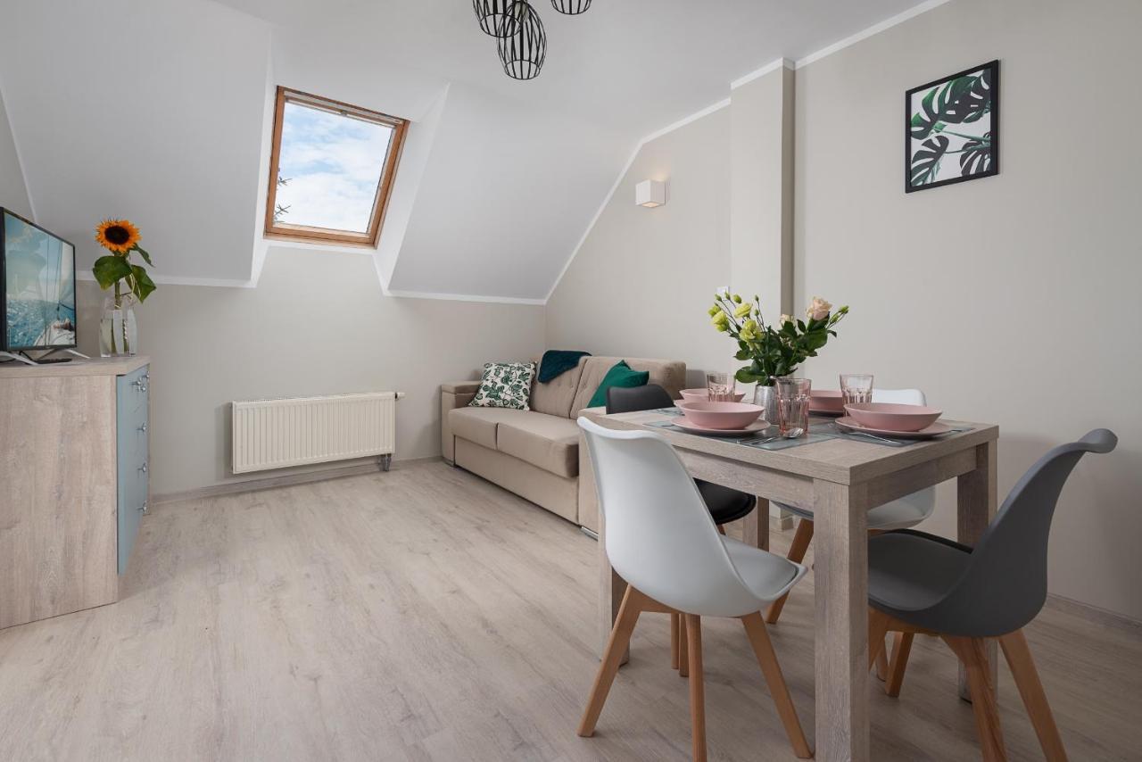 Roza Baltyku - Apartamenty I Pokoje A Dębki Dış mekan fotoğraf