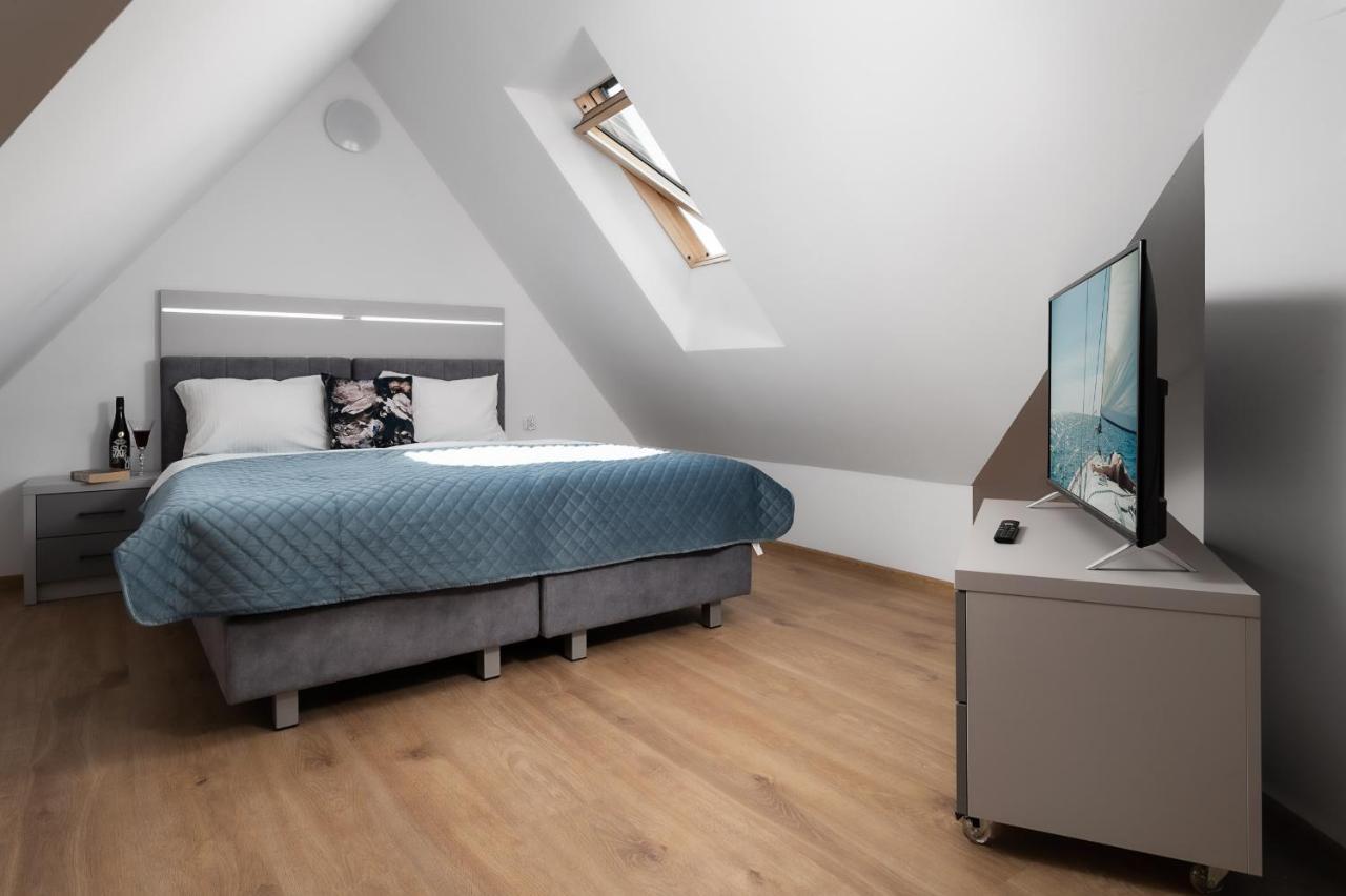 Roza Baltyku - Apartamenty I Pokoje A Dębki Dış mekan fotoğraf
